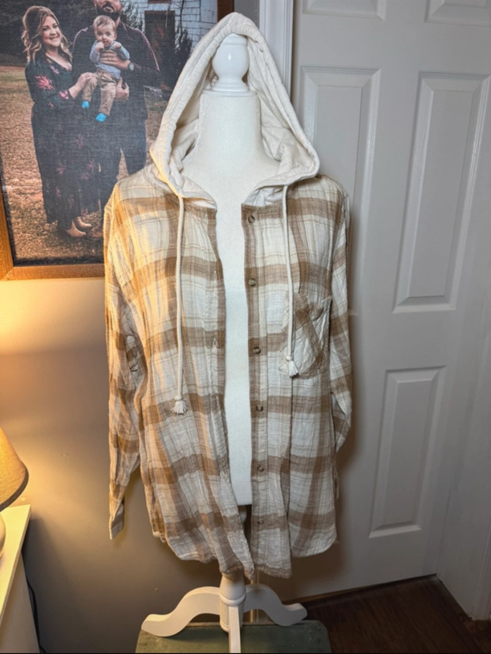 Time and Tru Beige and Cream Plaid Hooded Shirt Jacket